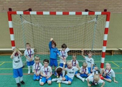 Otzenrather Mini-Bambini feiern Premiere